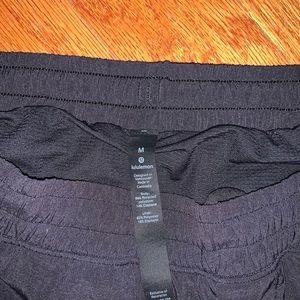 LULULEMON- Pace Breaker Shorts Lined